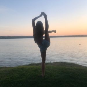 Meet your Posher, Lindy